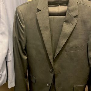 Linage Charcoal 2 Piece Suit